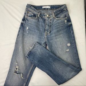 ZARA Z1975 Basic Denim Department Destroyed Jeans